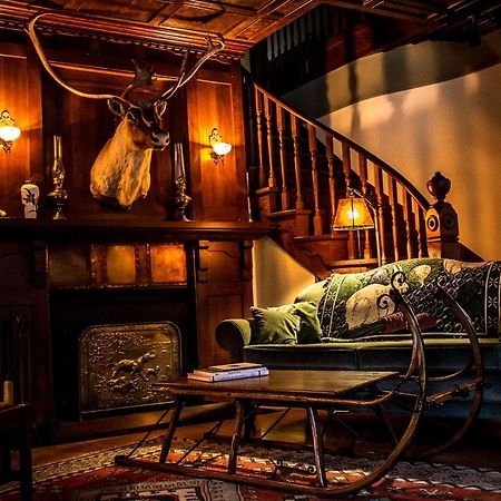 The Craftsman House Bed and Breakfast Bragg Creek Εξωτερικό φωτογραφία